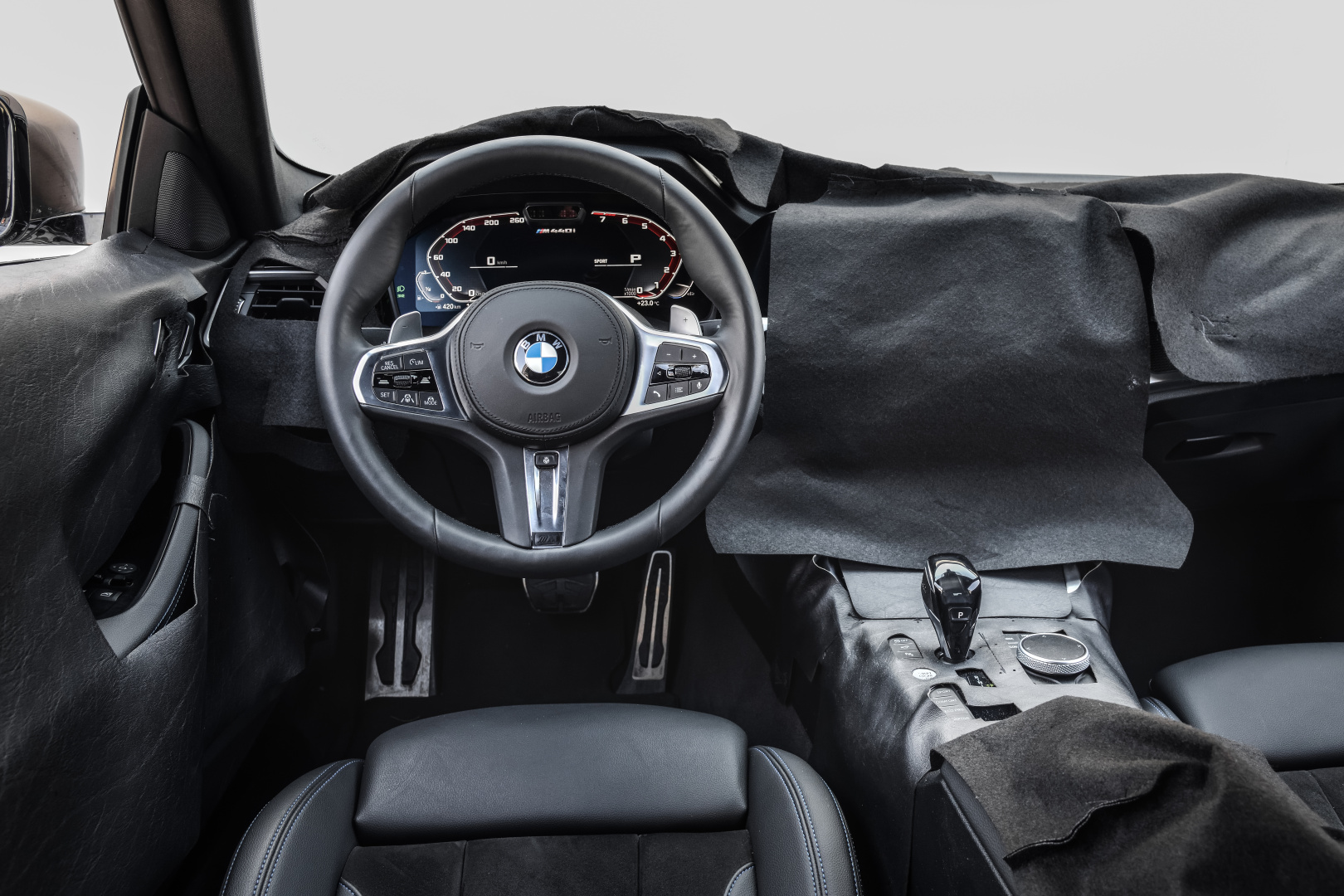 SMALL_P90387927_highRes_the-new-bmw-4-series